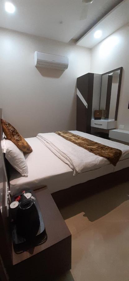 Amor hotel Gangānagar Buitenkant foto